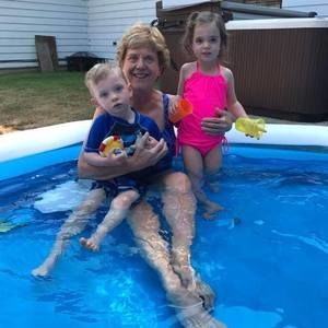 Meet your Posher, Sylvia